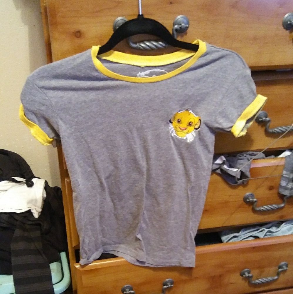 Lion king t shirt simba